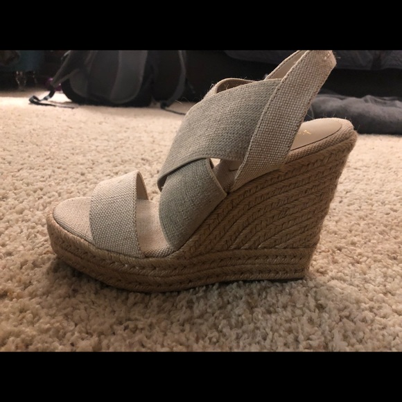 Women shoes size 6.5 - Picture 4 of 6